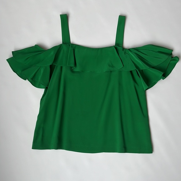 J. Crew Silk Cold Shoulder Green
Ruffle Top. Size 6 - Picture 10 of 14